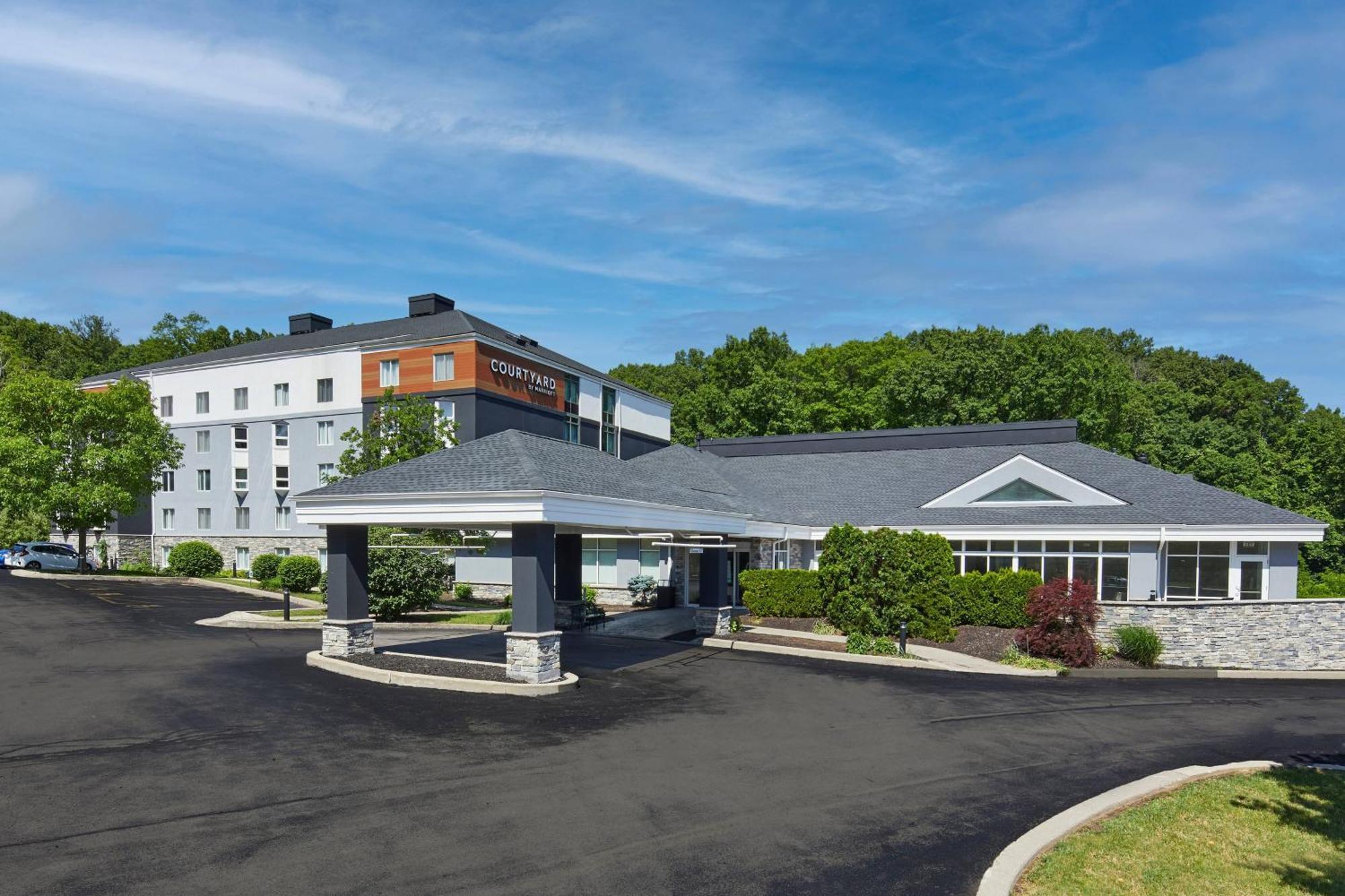 Courtyard Rochester East / Penfield Exterior photo